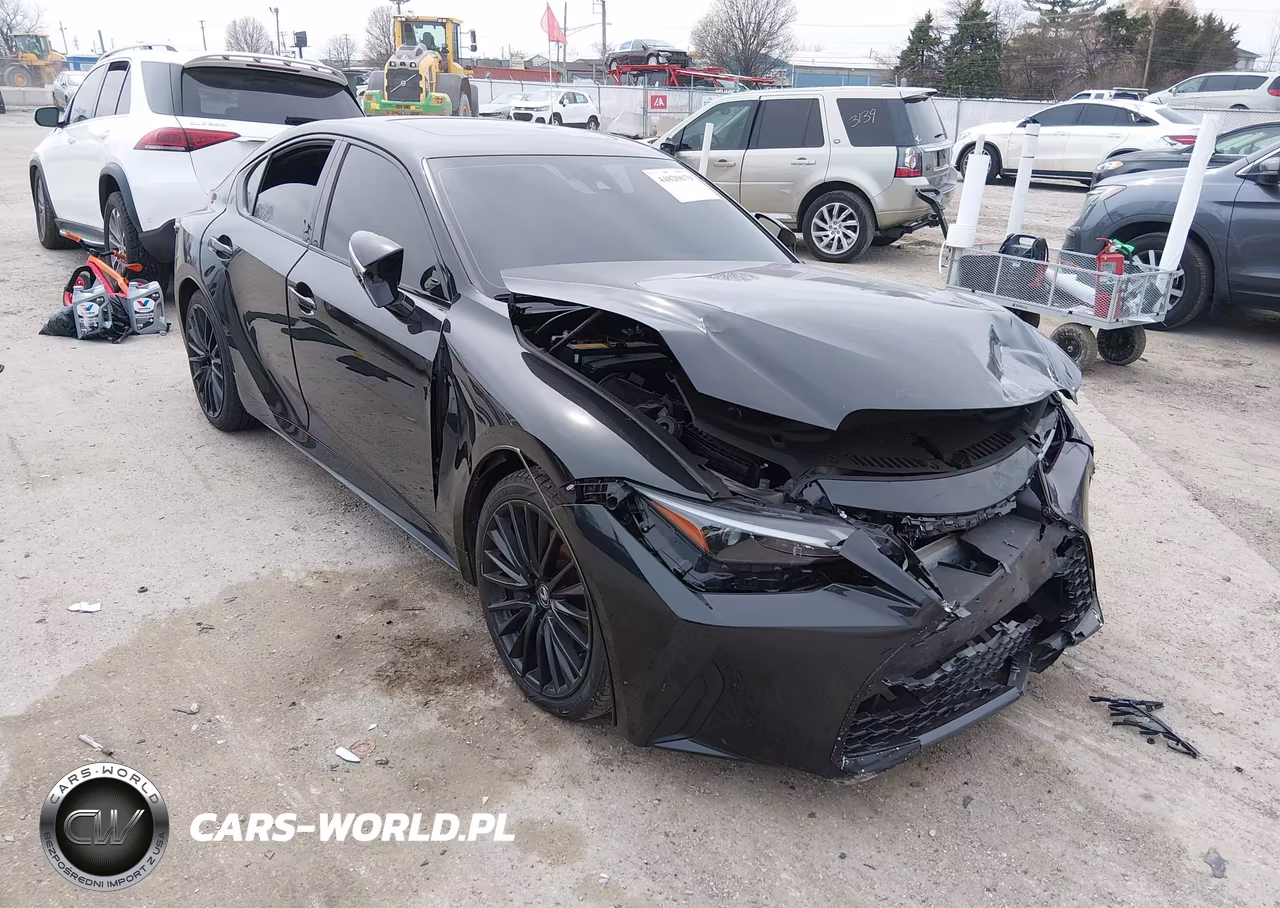 2022 Lexus Is 300 – zdjęcie 1 z 17