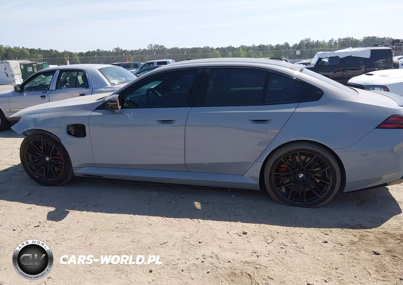 2026 BMW M5 VIN:WBS83FK0XTCV12662 - 15