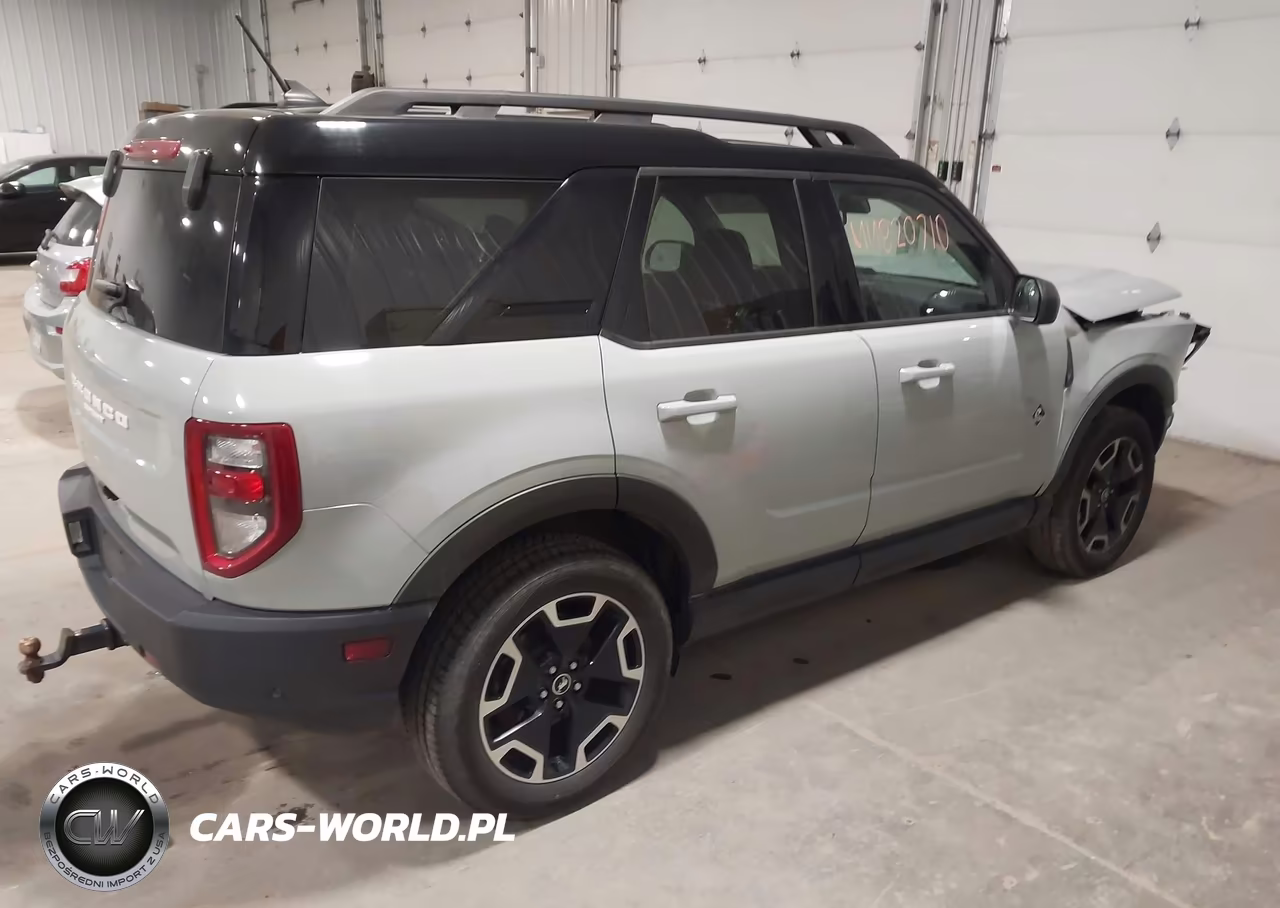 2022 Ford Bronco Sport Outer Banks VIN:3FMCR9C67NRE23569 - 4