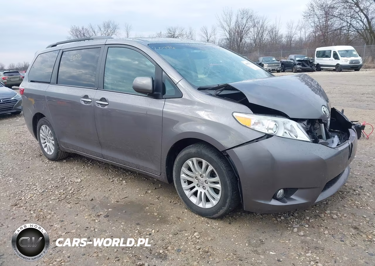 2017 Toyota Sienna Xle 8 Passenger