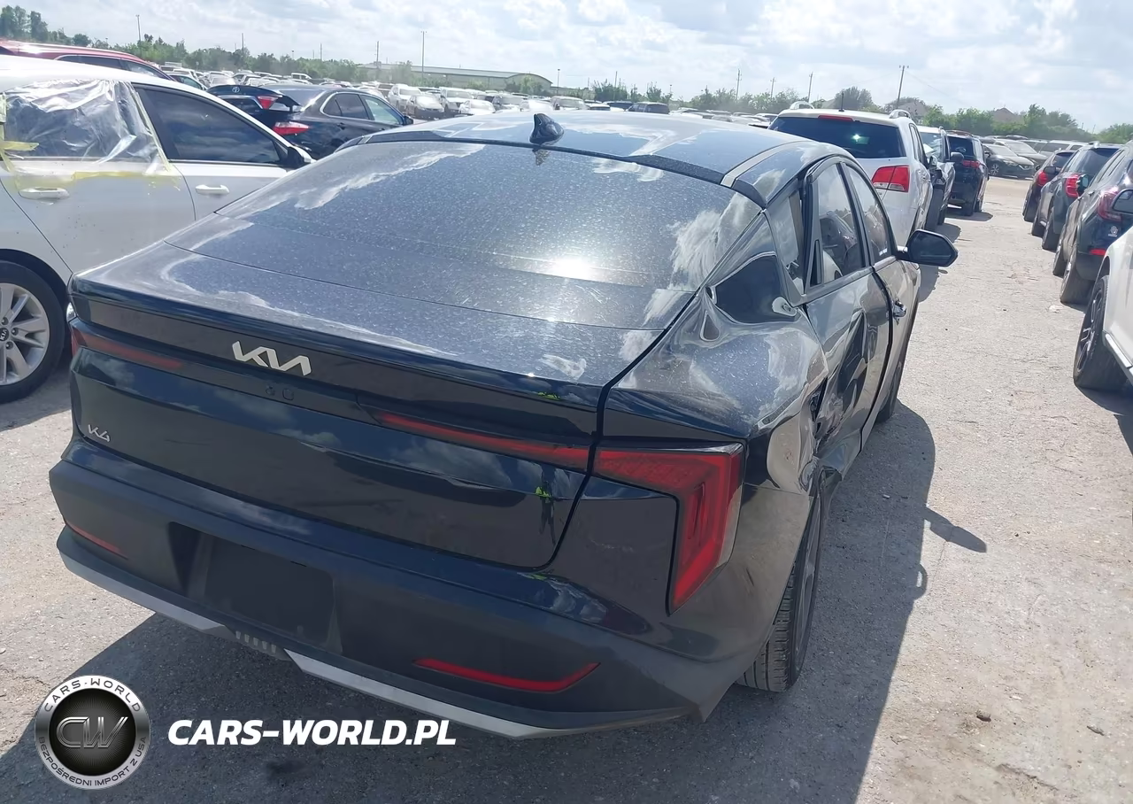 2025 Kia K4 Lxs VIN:3KPFT4DE1SE020167 - 4