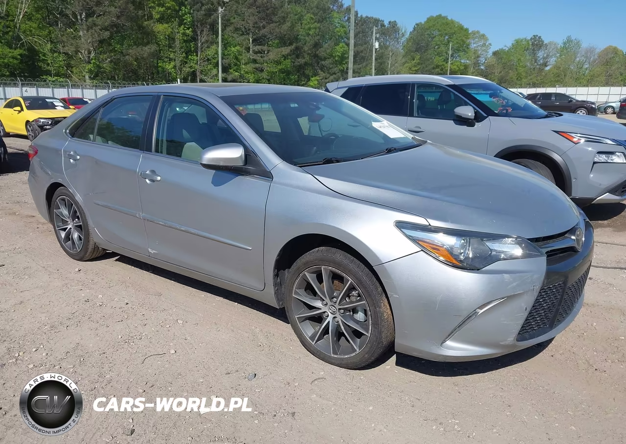 2015 Toyota Camry Xse