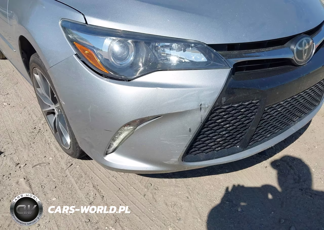 2015 Toyota Camry Xse VIN:4T1BF1FK8FU935706 - 17