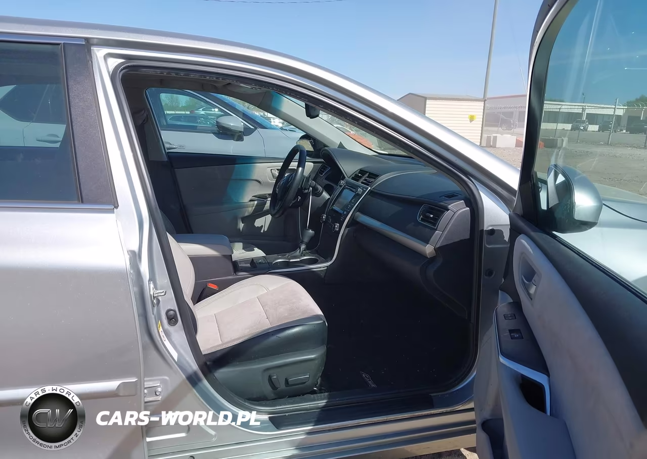 2015 Toyota Camry Xse VIN:4T1BF1FK8FU935706 - 5