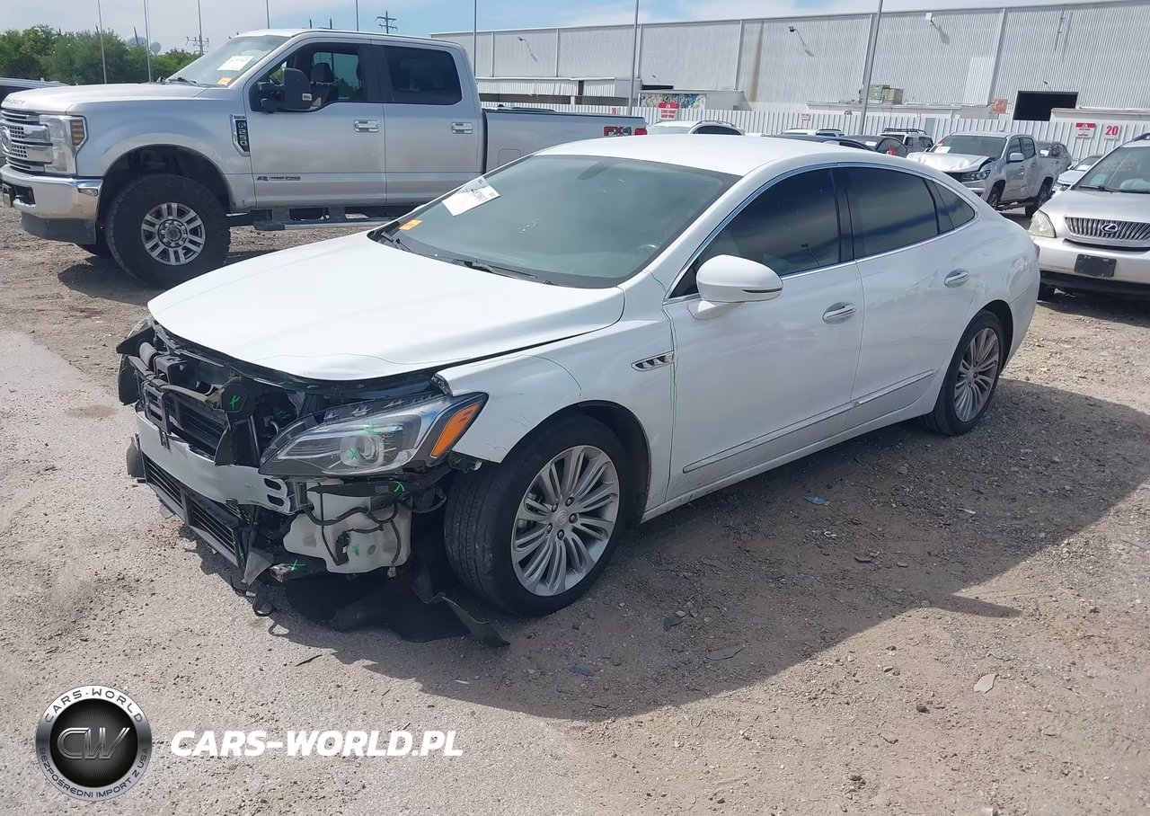 2018 Buick Lacrosse Essence VIN:1G4ZP5SZ4JU135807 - 2