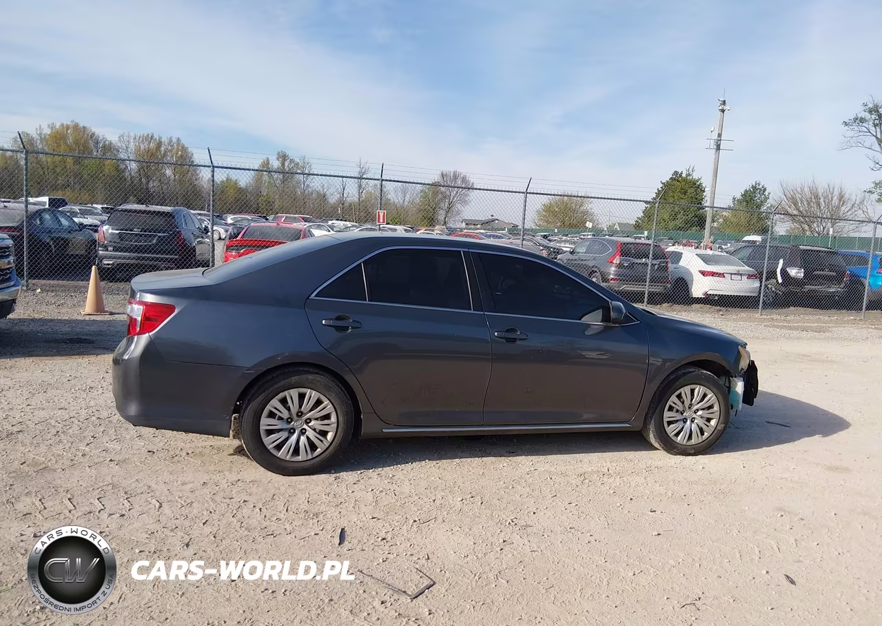 2013 Toyota Camry Le VIN:4T4BF1FK7DR288797 - 13