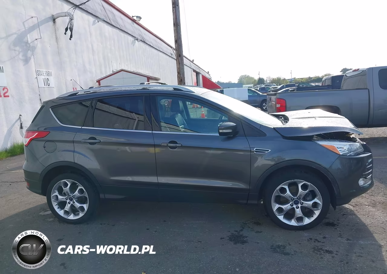 2016 Ford Escape Titanium VIN:1FMCU9J91GUC44757 - 13