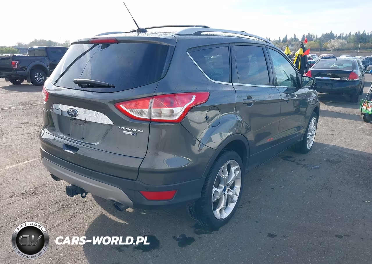 2016 Ford Escape Titanium VIN:1FMCU9J91GUC44757 - 4
