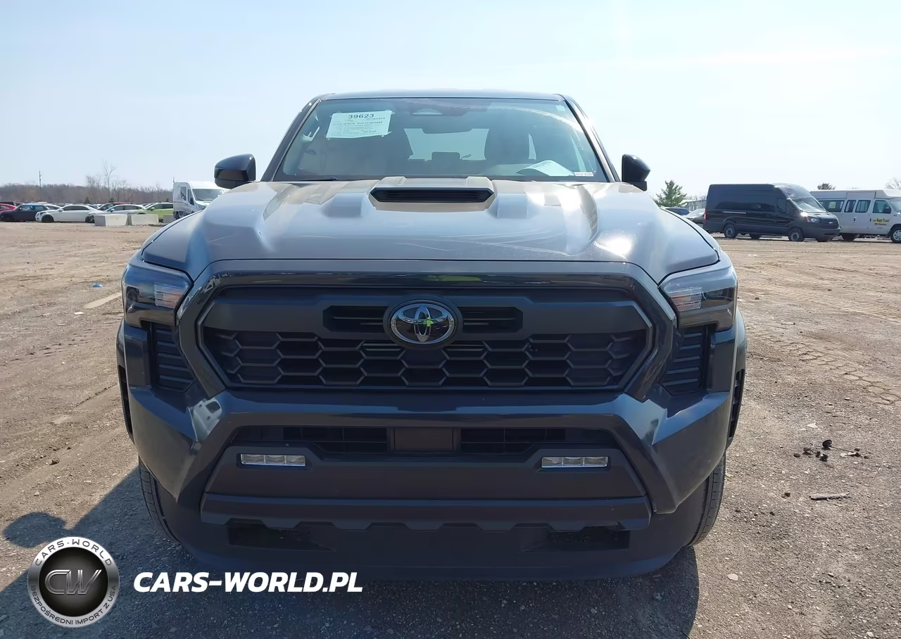 2025 Toyota Tacoma Trd Sport VIN:3TMLB5JN6SM100683 - 12