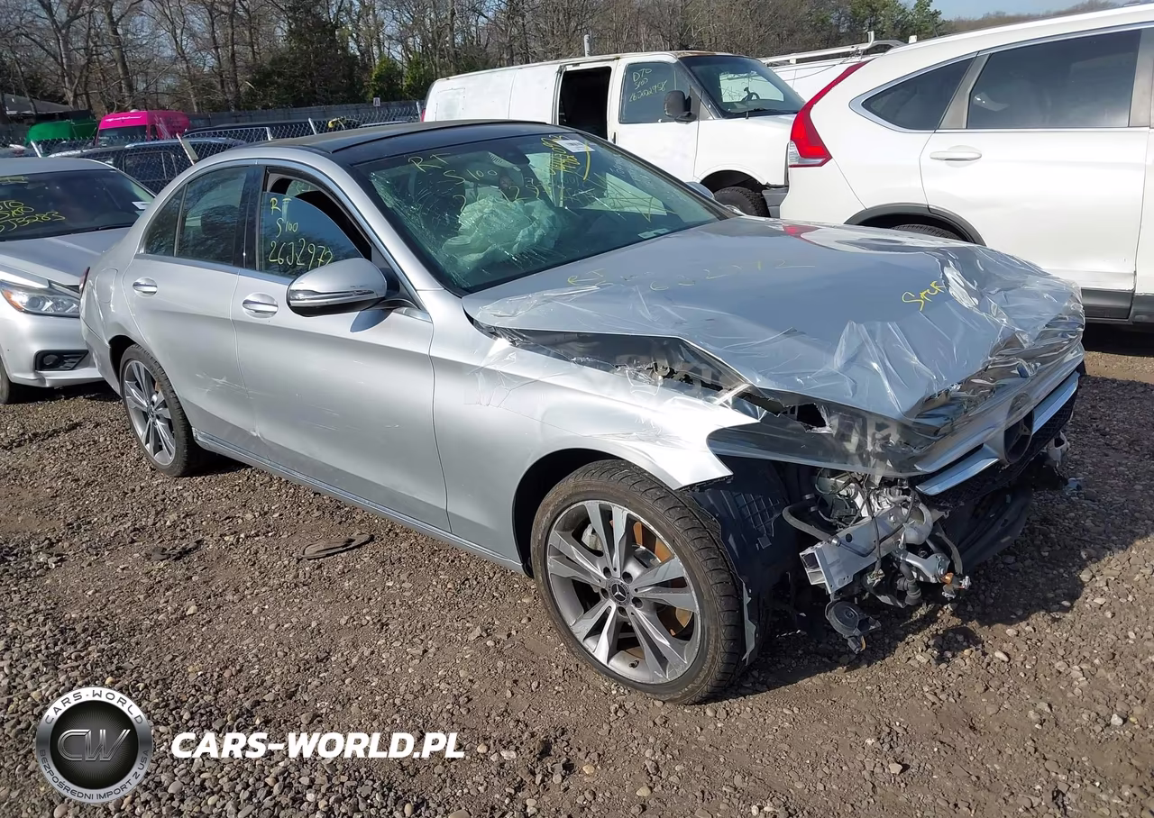 2018 Mercedes-Benz C 300 4Matic – zdjęcie 1 z 16