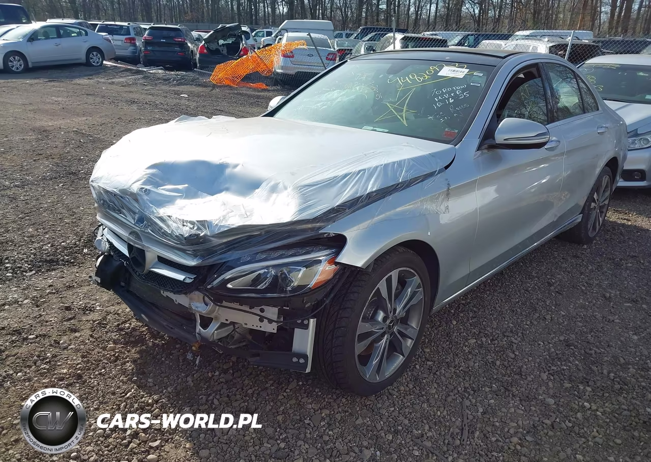 2018 Mercedes-Benz C 300 4Matic VIN:55SWF4KB4JU259882 - 2