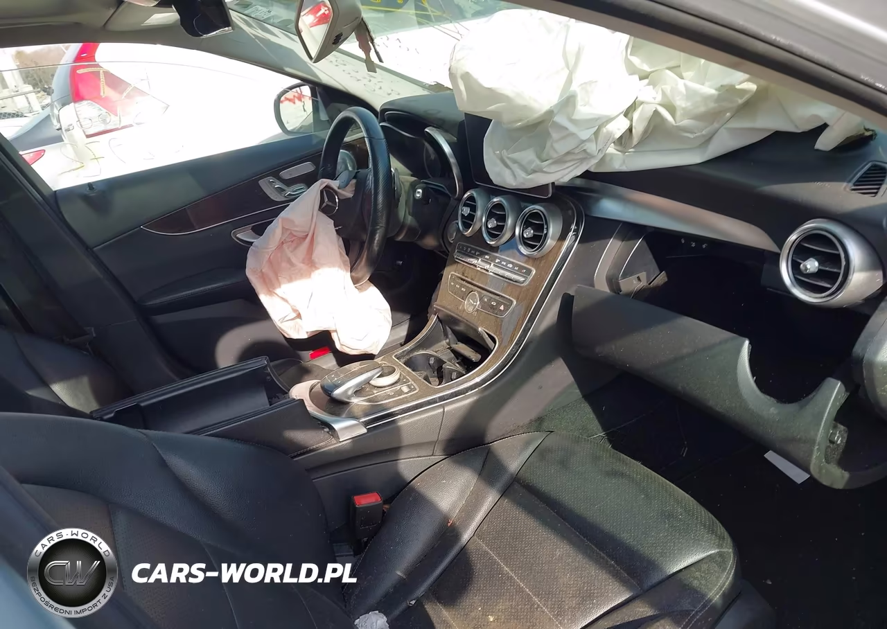 2018 Mercedes-Benz C 300 4Matic VIN:55SWF4KB4JU259882 - 5