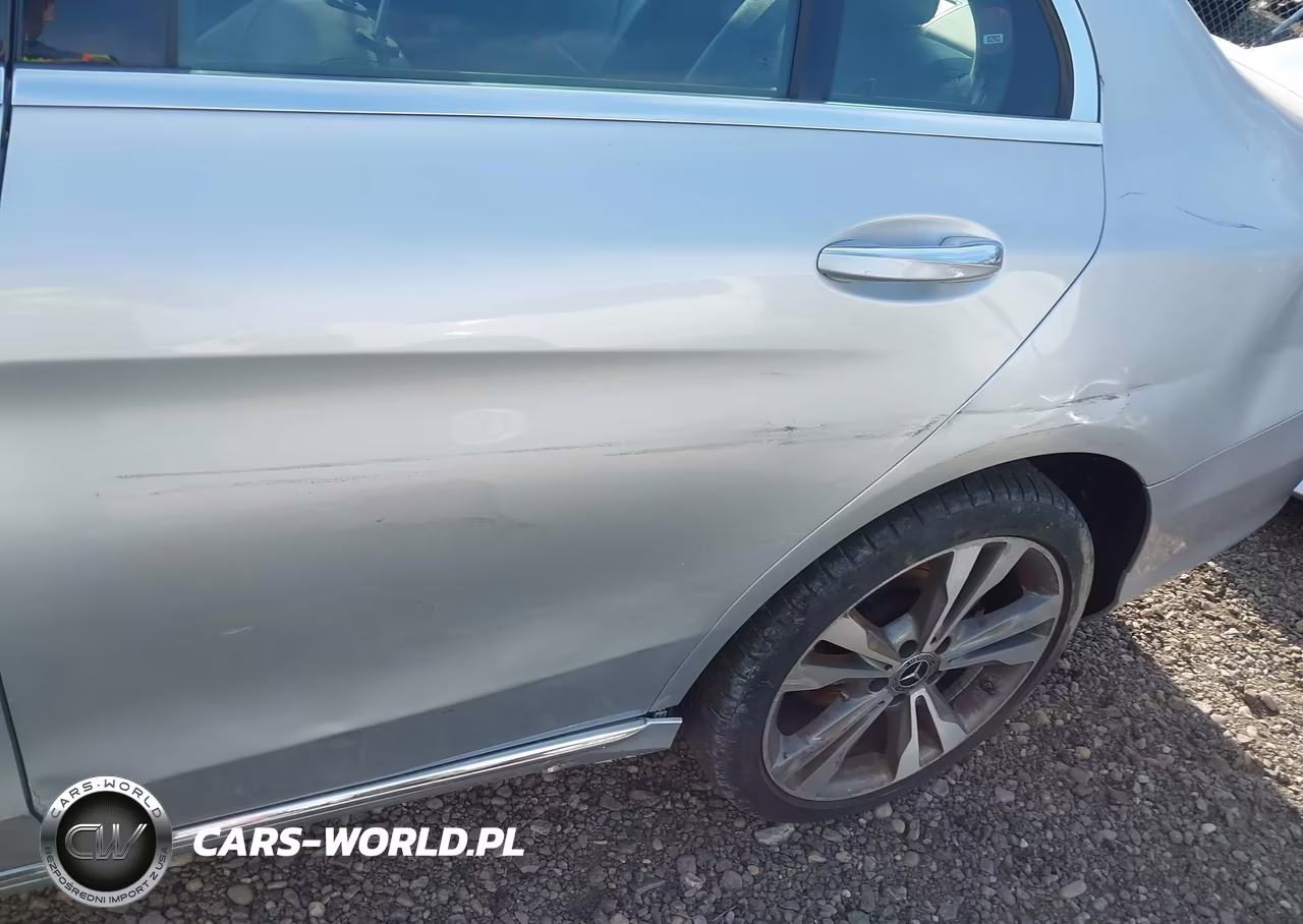 2018 Mercedes-Benz C 300 4Matic VIN:55SWF4KB4JU259882 - 6
