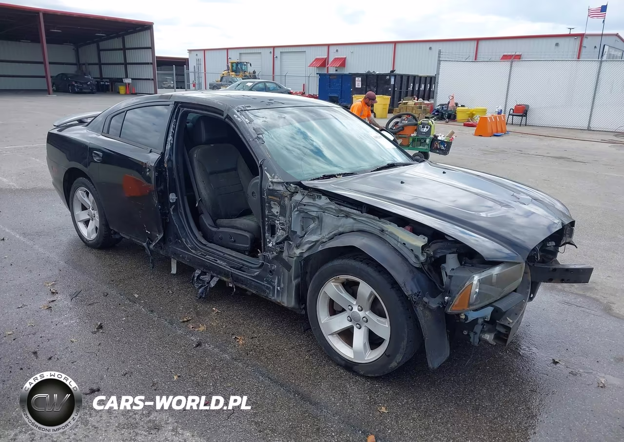 2012 Dodge Charger Sxt – zdjęcie 1 z 12