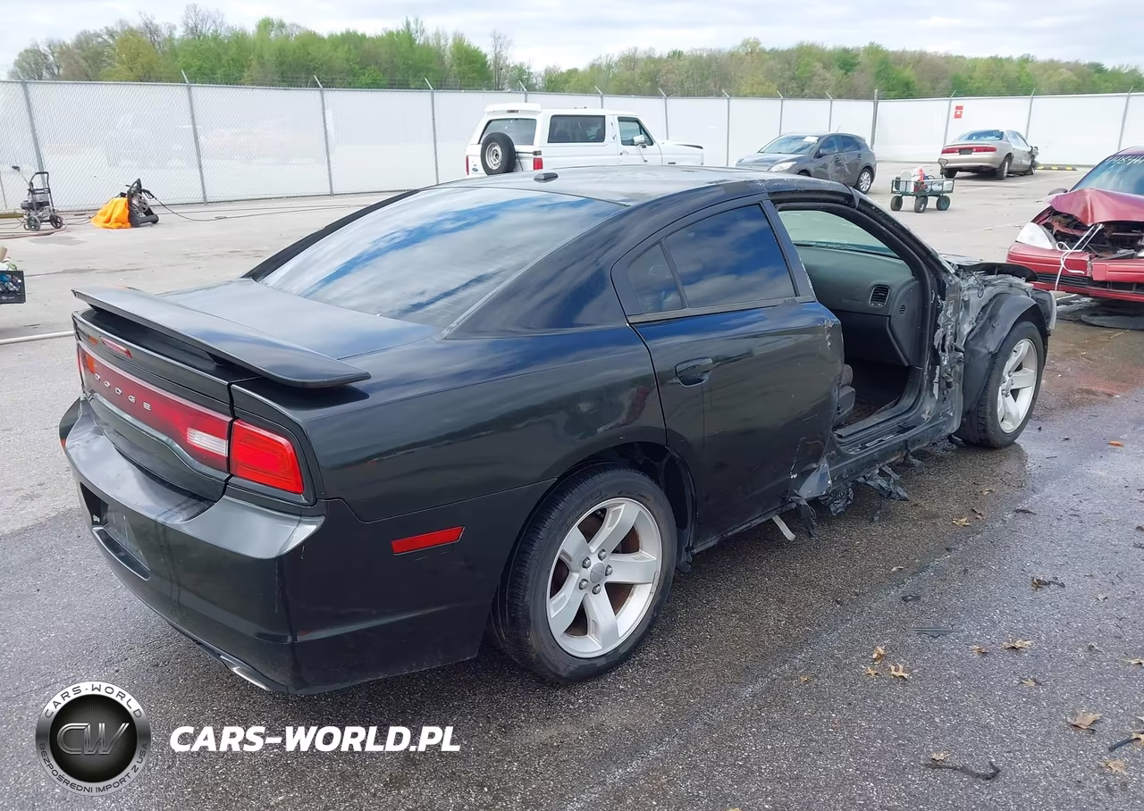 2012 Dodge Charger Sxt VIN:2C3CDXHG2CH270587 - 4