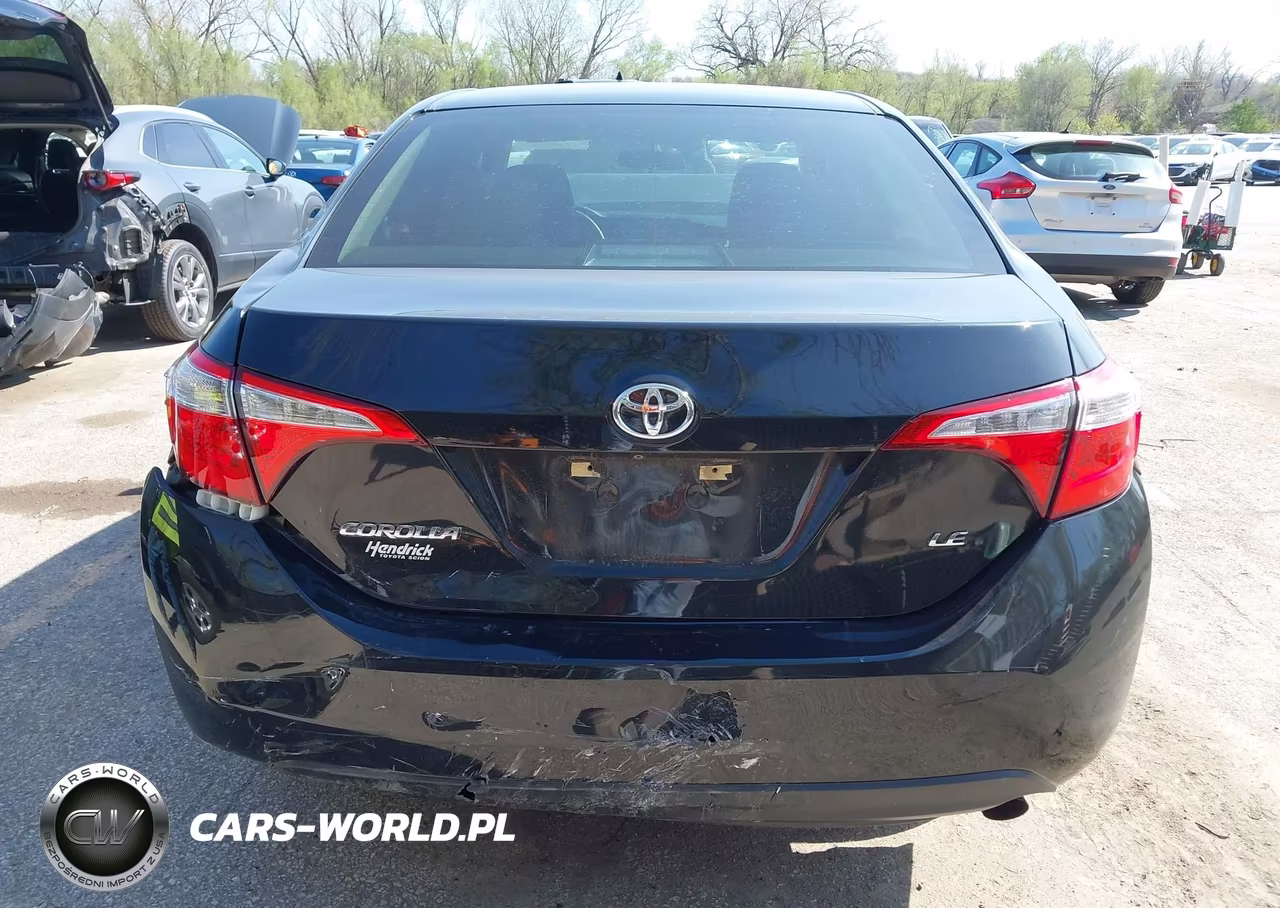 2015 Toyota Corolla Le Plus VIN:5YFBURHE6FP179953 - 17