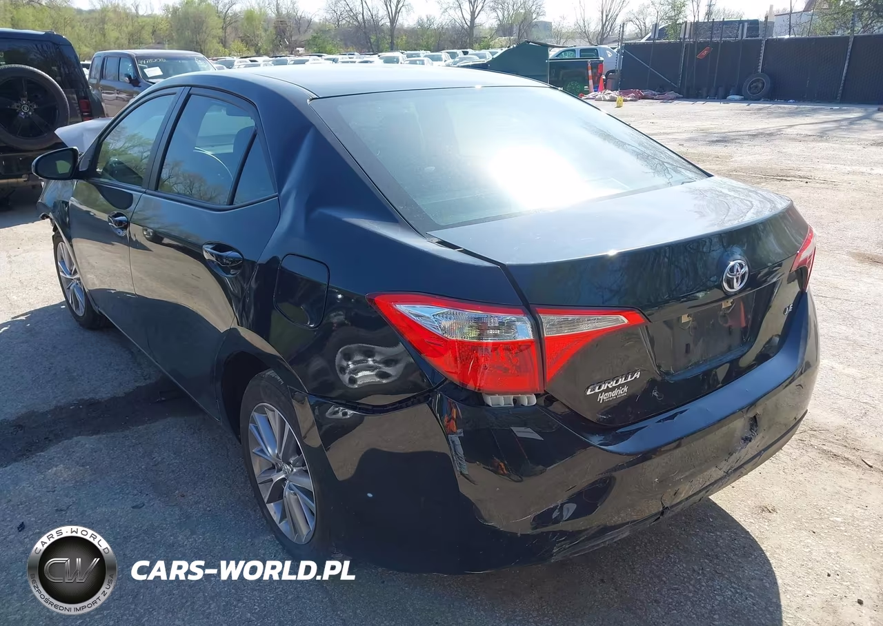 2015 Toyota Corolla Le Plus VIN:5YFBURHE6FP179953 - 3