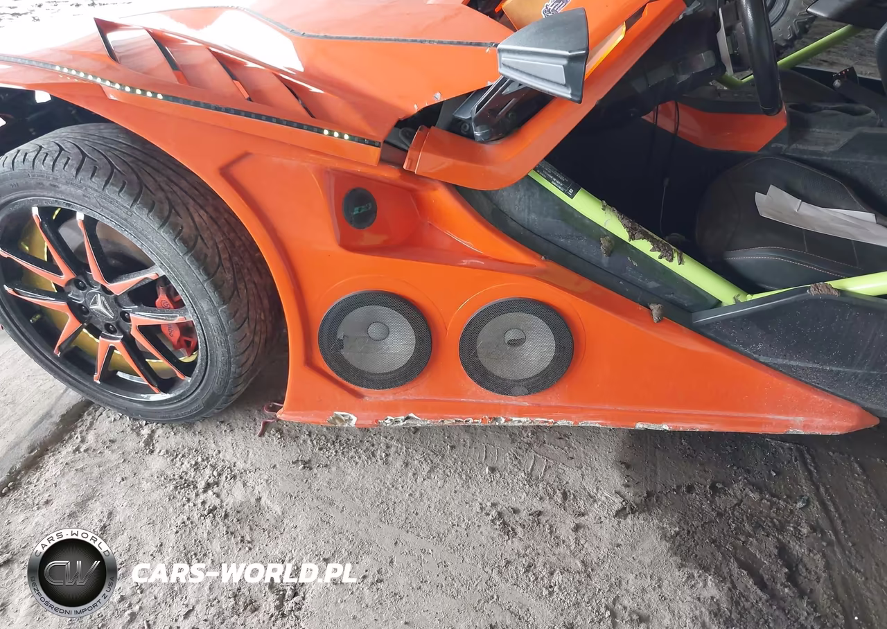2022 Polaris Slingshot R VIN:57XAARHB1N8152915 - 6
