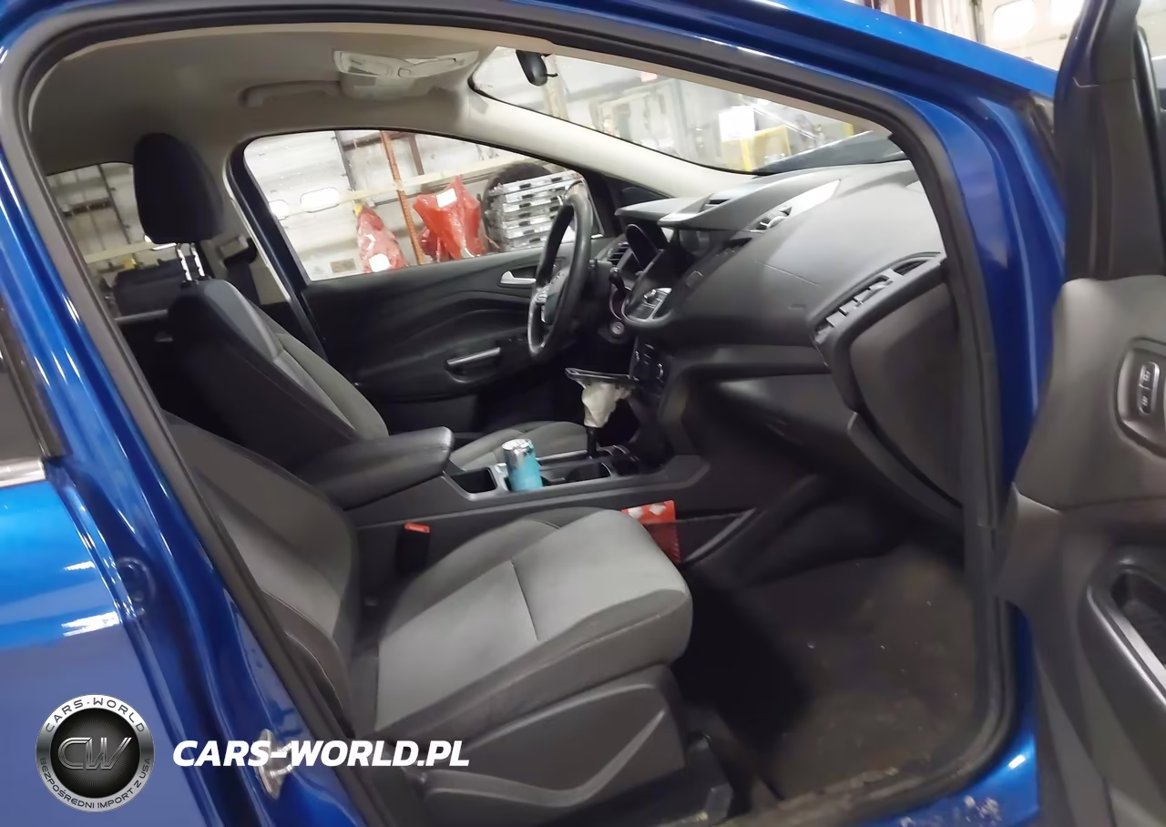 2017 Ford Escape Se VIN:1FMCU9G91HUE10526 - 5