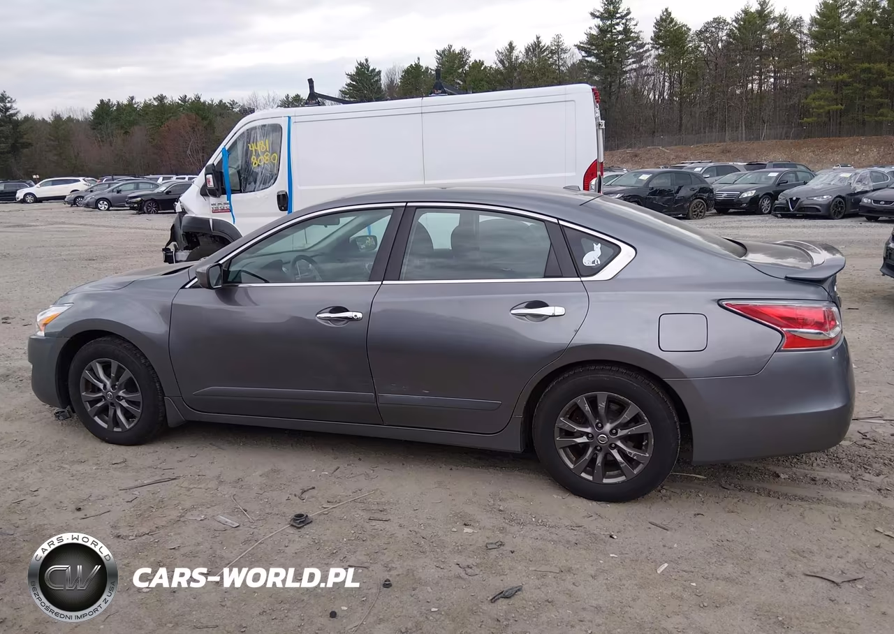 2015 Nissan Altima 2.5 S VIN:1N4AL3AP8FN907086 - 14