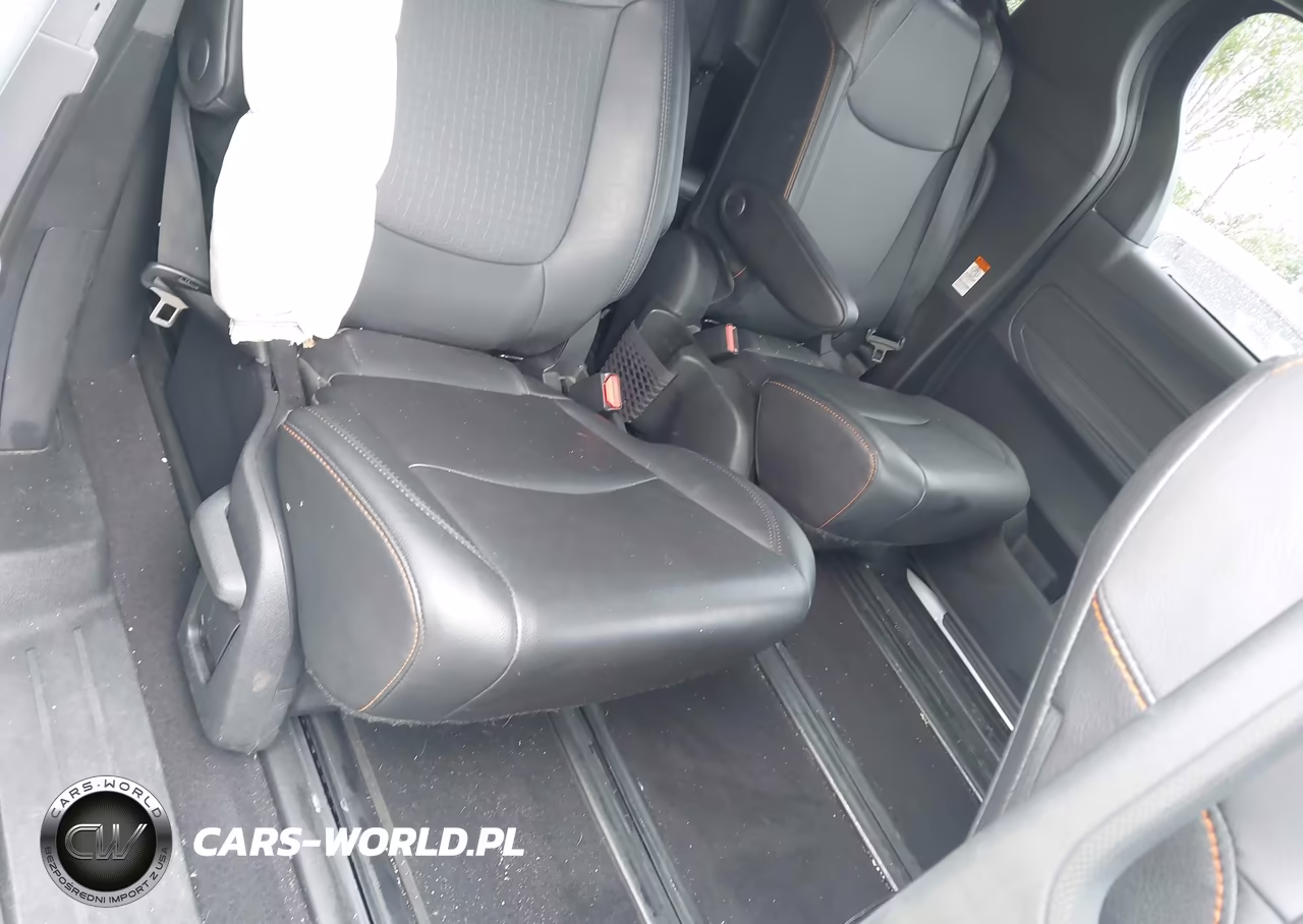 2022 Toyota Sienna Xse VIN:5TDXRKEC6NS126550 - 8