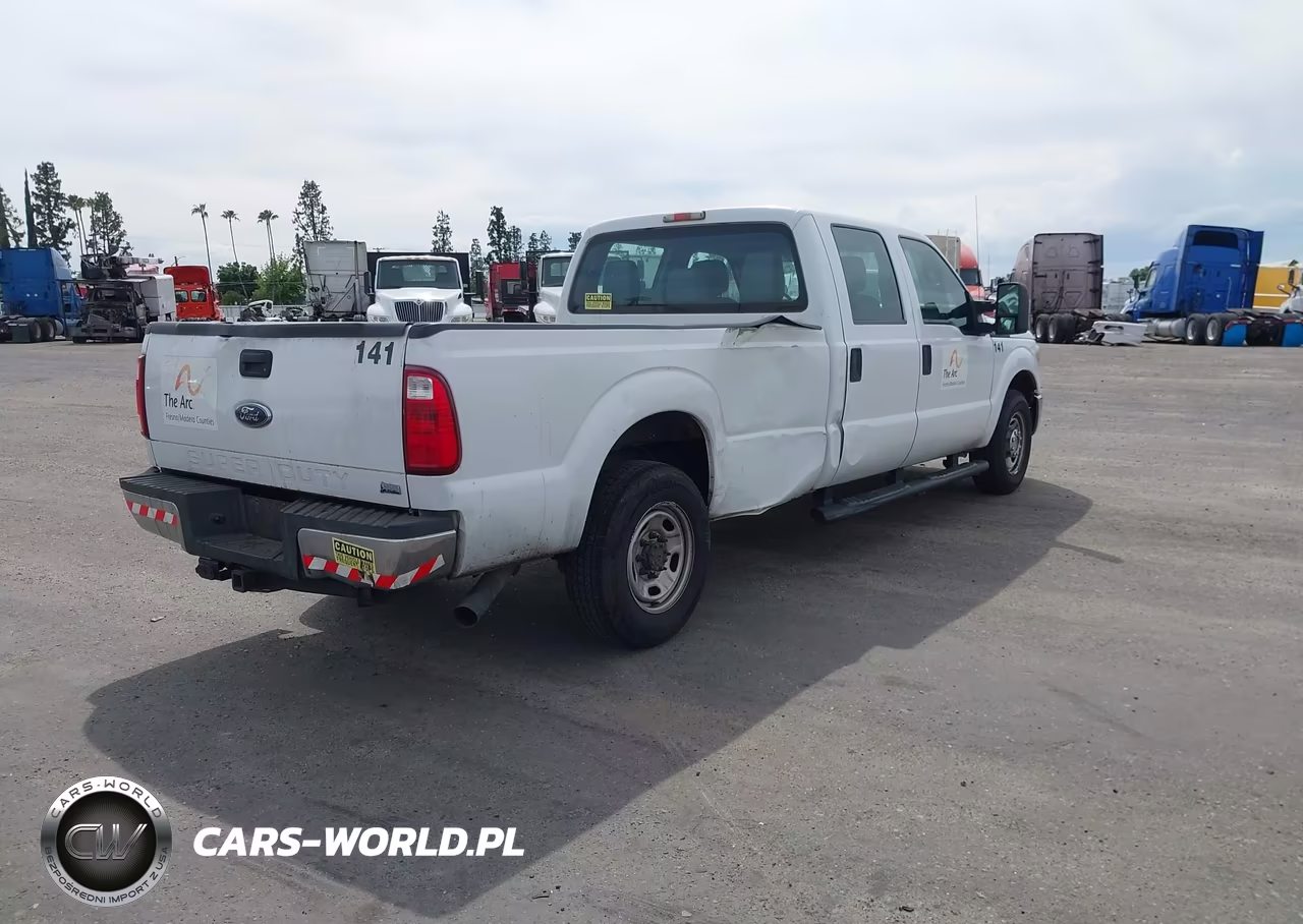 2011 Ford F-250 Xl VIN:1FT7W2A66BEA21792 - 4