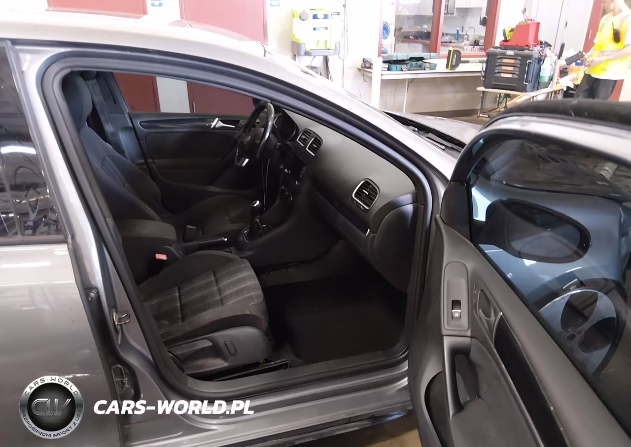 2012 Volkswagen Gti 4-Door VIN:WVWGD7AJ6CW307564 - 5