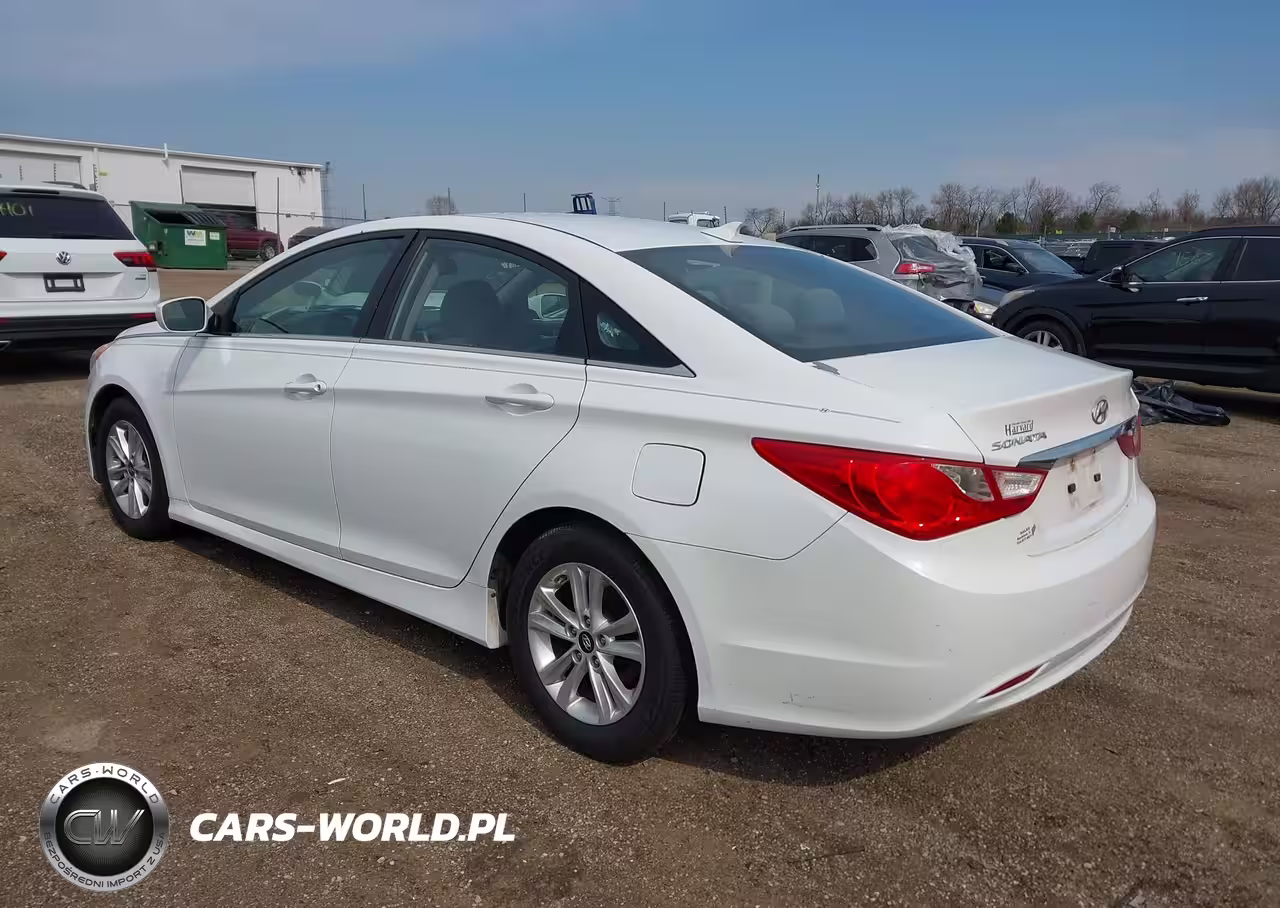 2014 Hyundai Sonata Gls VIN:5NPEB4AC9EH923670 - 3