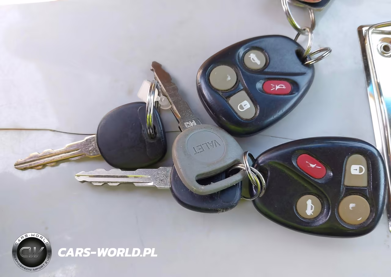 2004 Cadillac Deville Standard VIN:1G6KD54Y24U227797 - 11