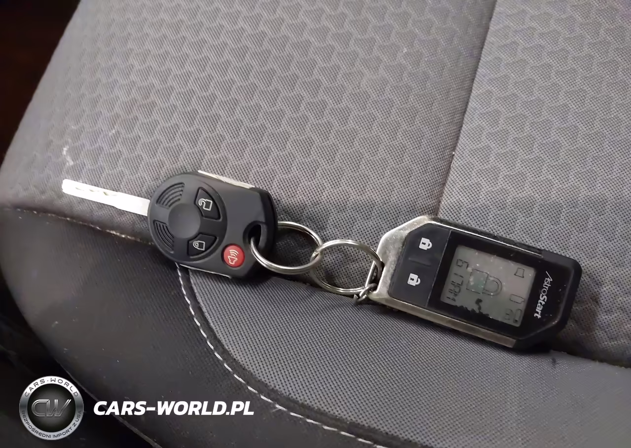 2018 Ford Escape Se VIN:1FMCU9GD4JUA31191 - 11