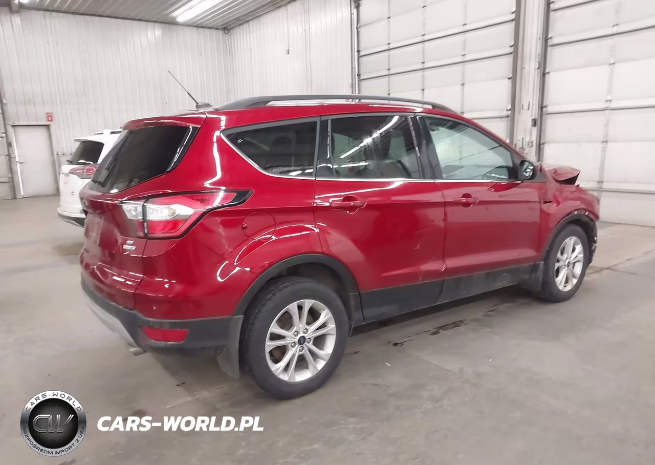 2018 Ford Escape Se VIN:1FMCU9GD4JUA31191 - 4