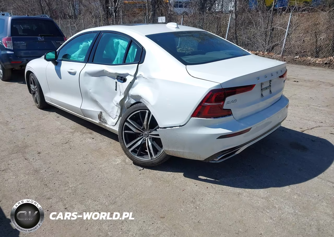 2019 Volvo S60 T6 R-Design VIN:7JRA22TM3KG012647 - 3