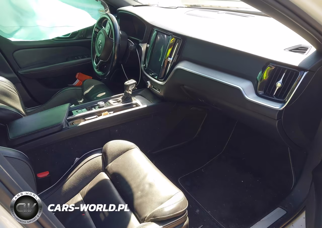 2019 Volvo S60 T6 R-Design VIN:7JRA22TM3KG012647 - 5