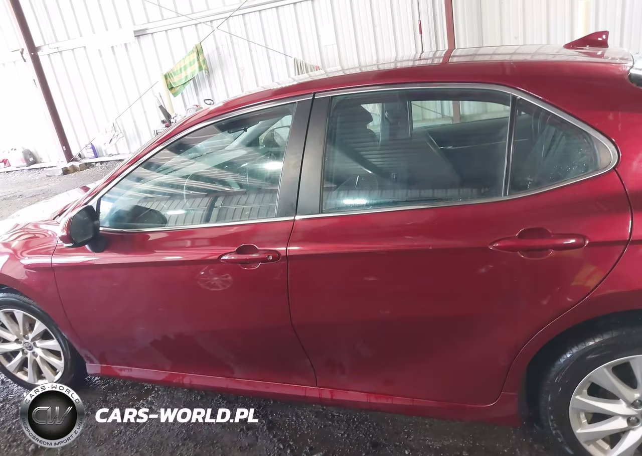 2020 Toyota Camry Le VIN:4T1C11AK5LU367825 - 13