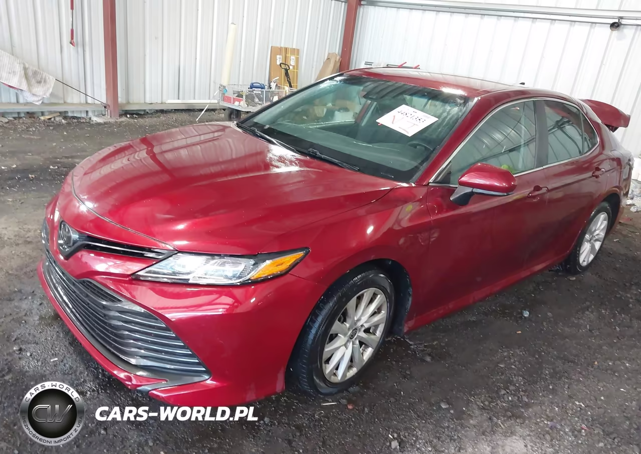 2020 Toyota Camry Le VIN:4T1C11AK5LU367825 - 2