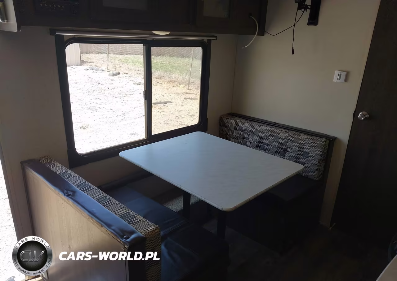 2018 Forest River Travel Trailer VIN:4X4TWD720J7359622 - 10