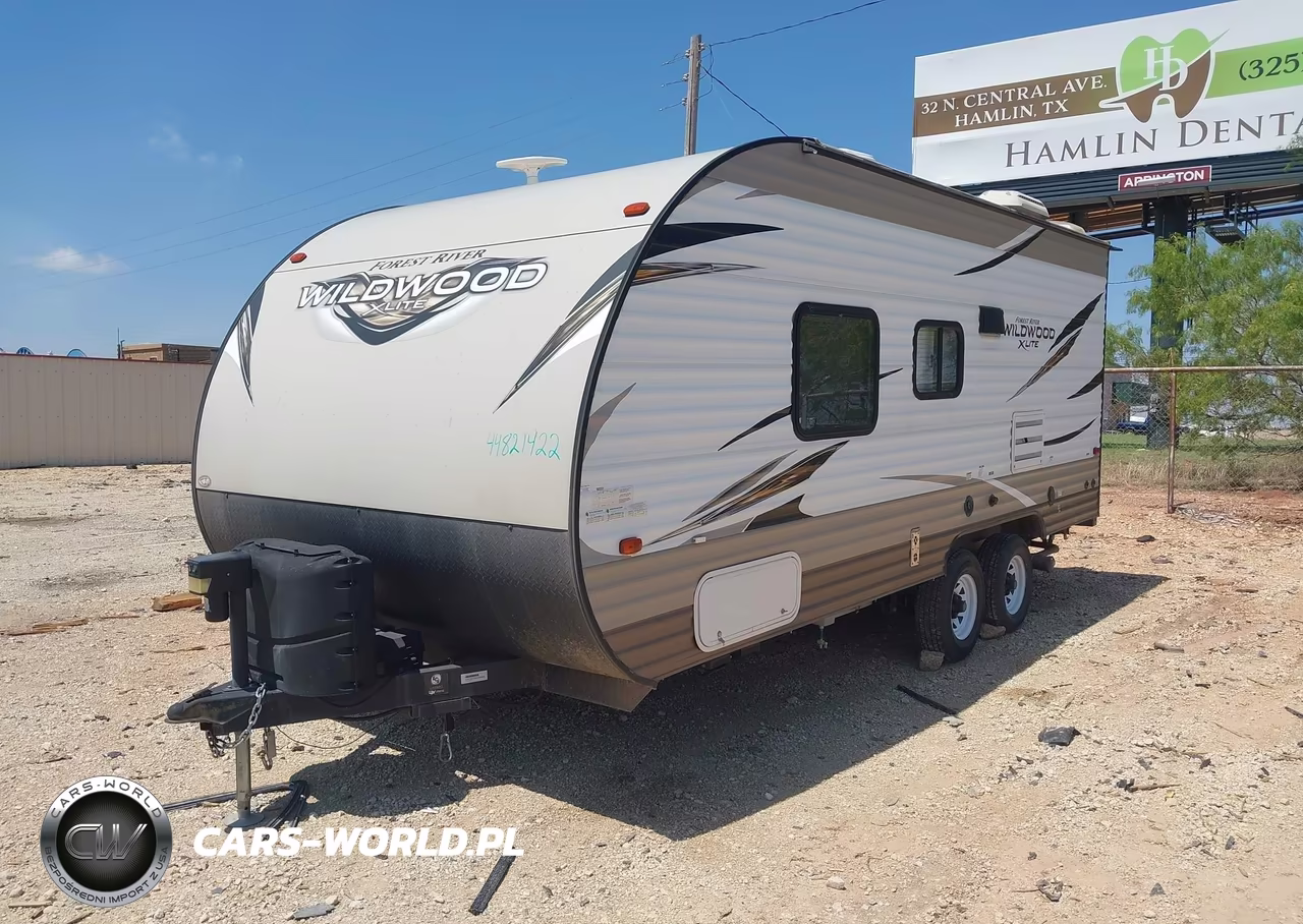 2018 Forest River Travel Trailer VIN:4X4TWD720J7359622 - 2