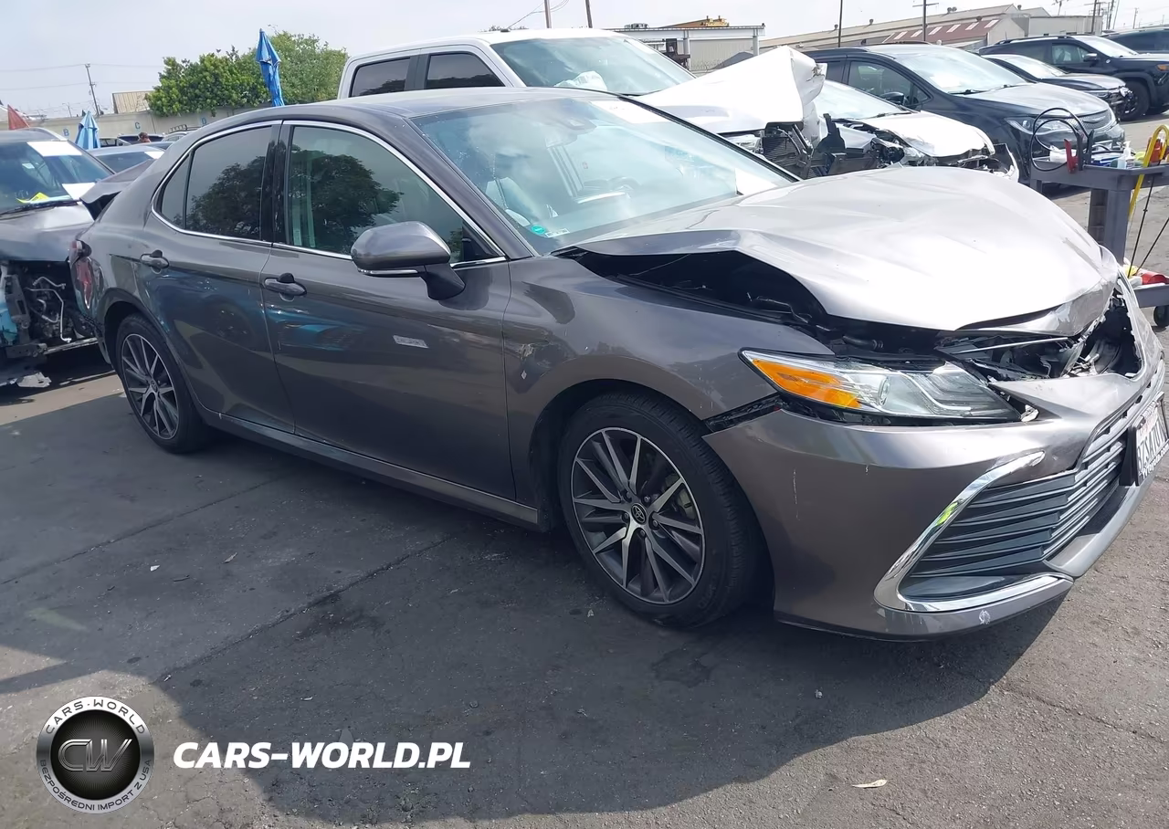 2022 Toyota Camry Xle
