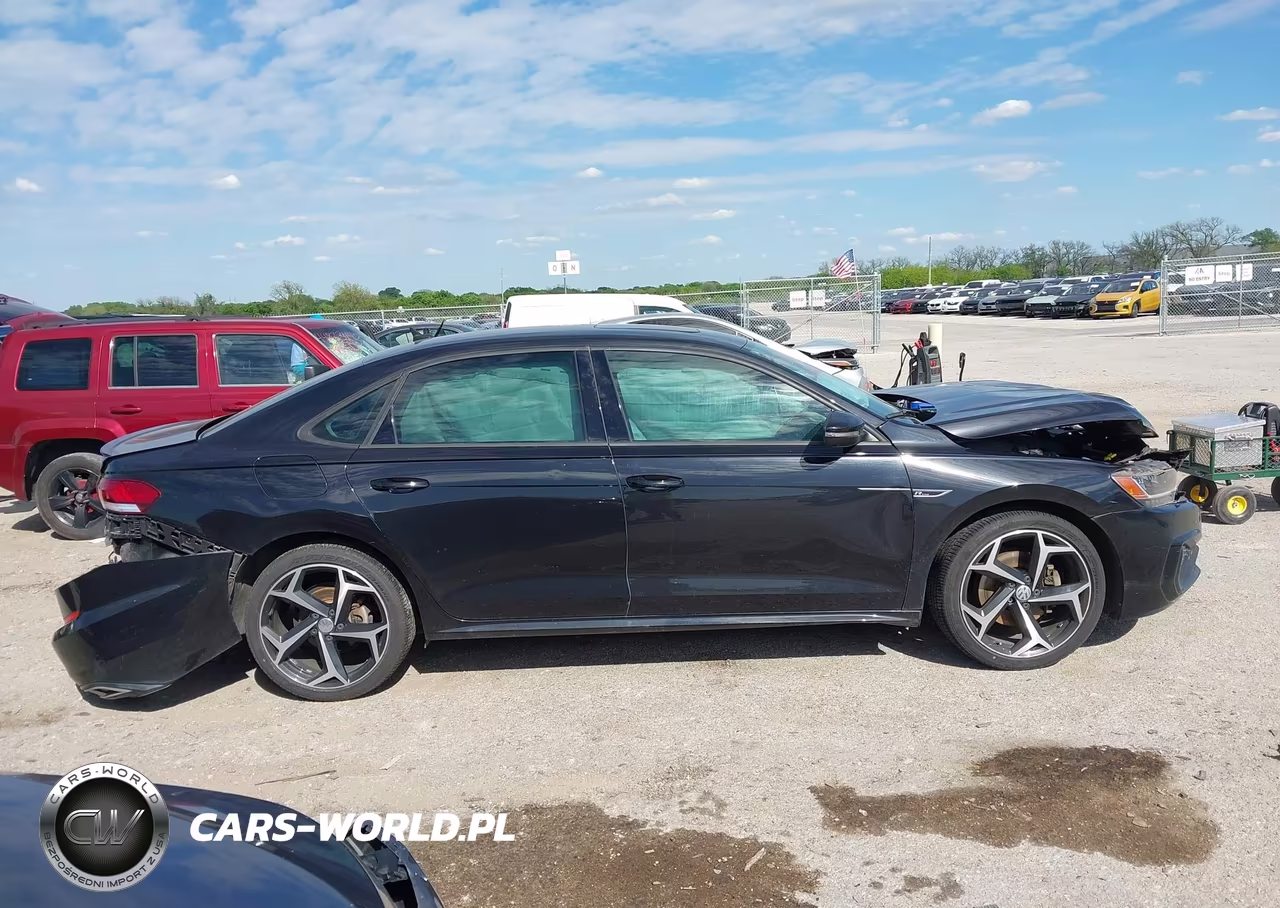 2020 Volkswagen Passat 2.0T R-Line VIN:1VWMA7A35LC007977 - 13
