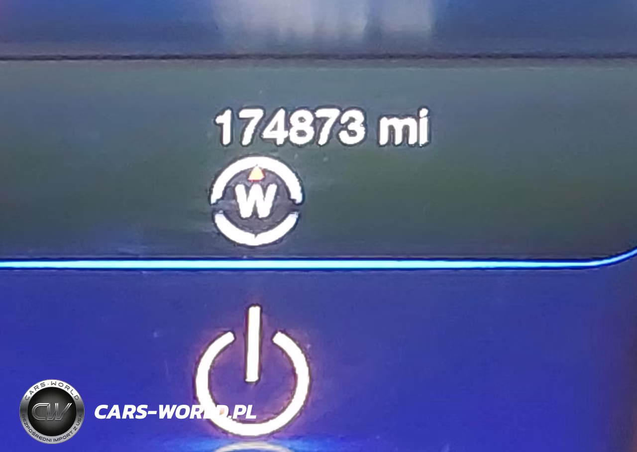 2015 Chrysler 200 S VIN:1C3CCCDGXFN523149 - 16