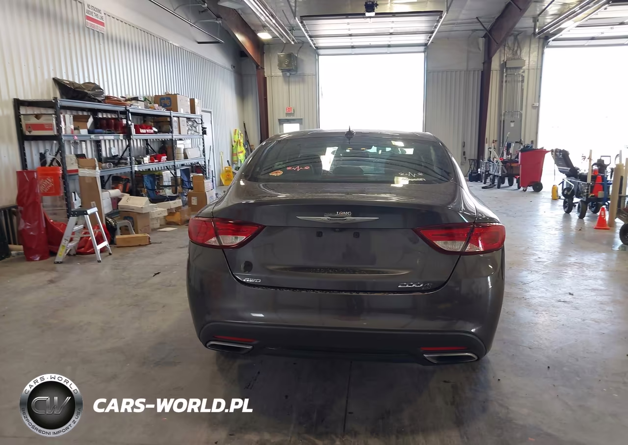 2015 Chrysler 200 S VIN:1C3CCCDGXFN523149 - 17