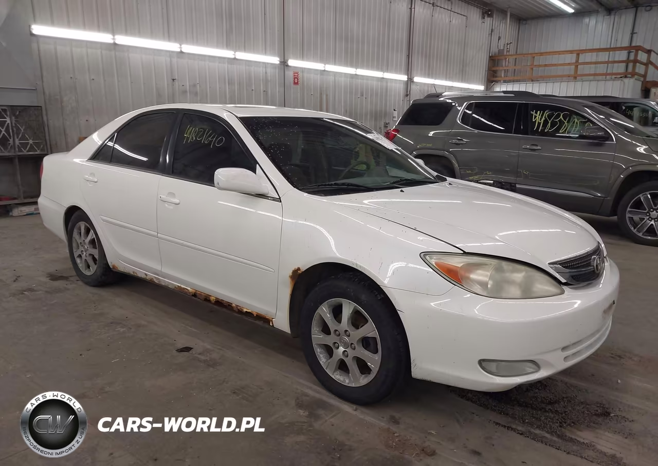 2004 Toyota Camry Le