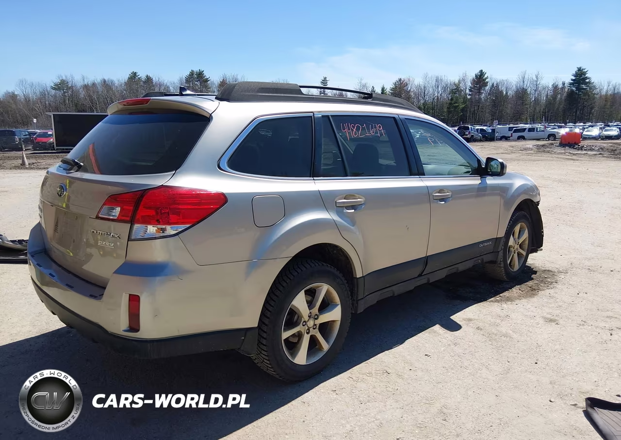 2014 Subaru Outback 2.5I Limited VIN:4S4BRBMCXE3311001 - 4