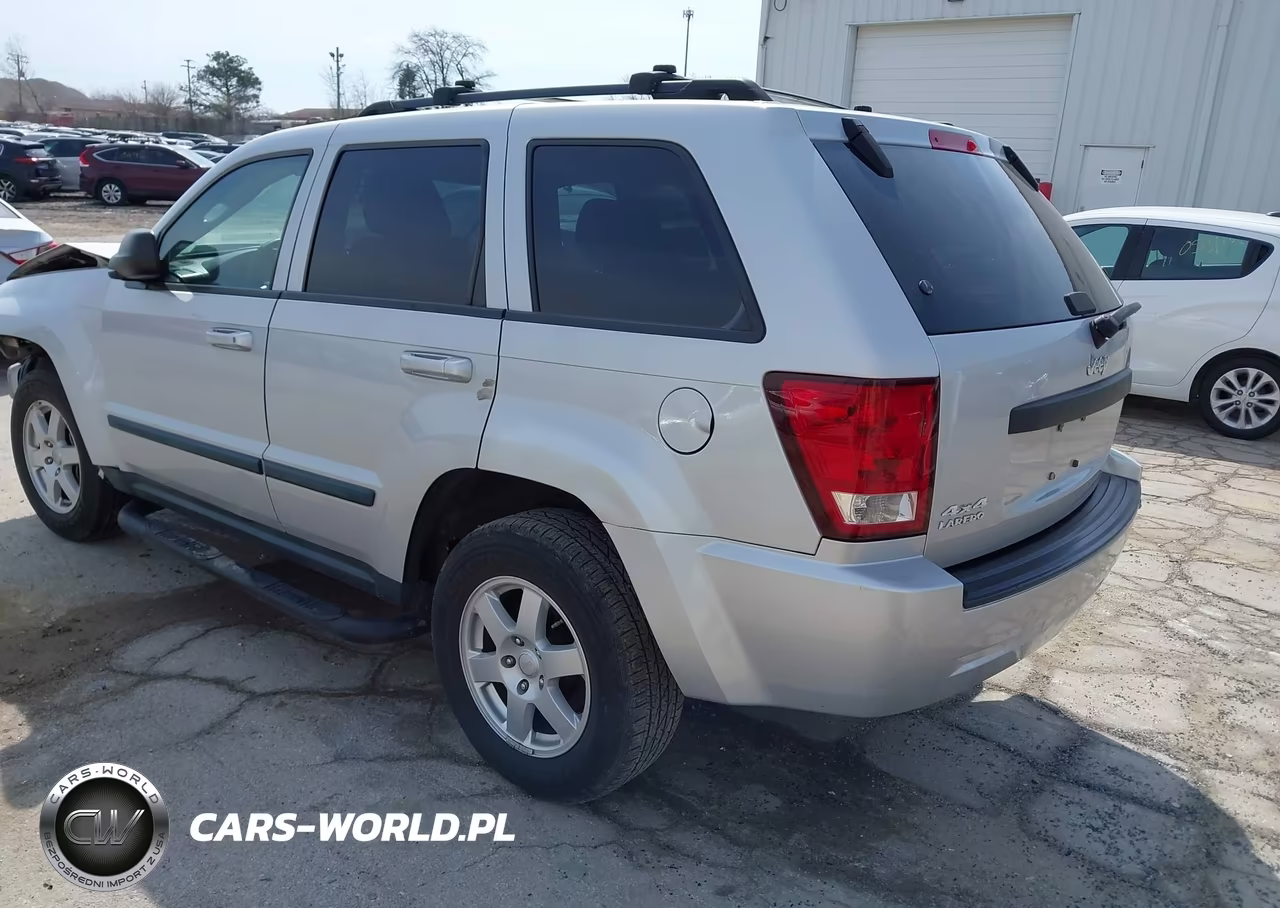 2008 Jeep Grand Cherokee Laredo VIN:1J8GR48K88C179344 - 3