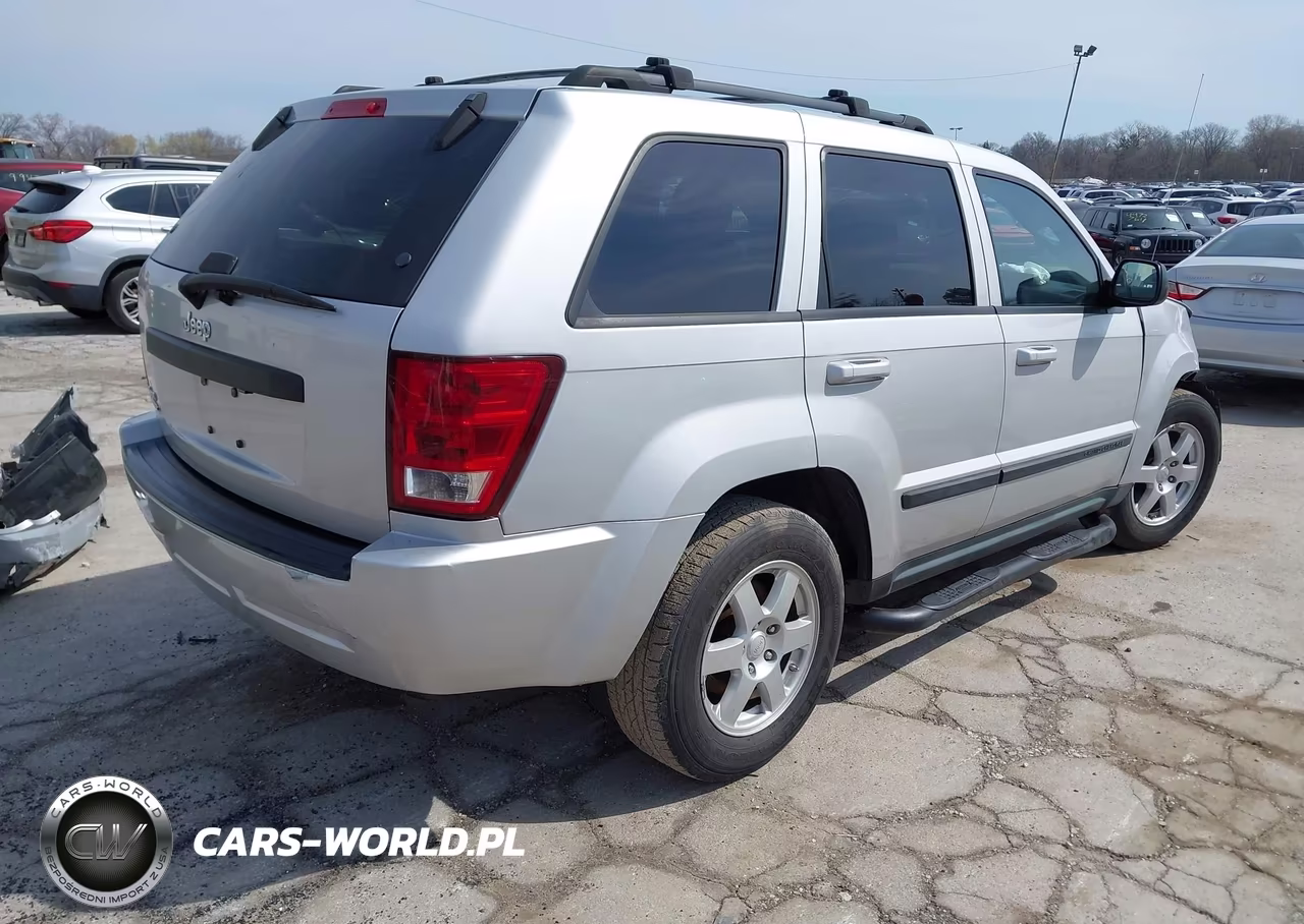 2008 Jeep Grand Cherokee Laredo VIN:1J8GR48K88C179344 - 4