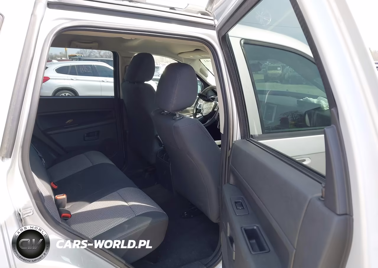 2008 Jeep Grand Cherokee Laredo VIN:1J8GR48K88C179344 - 8