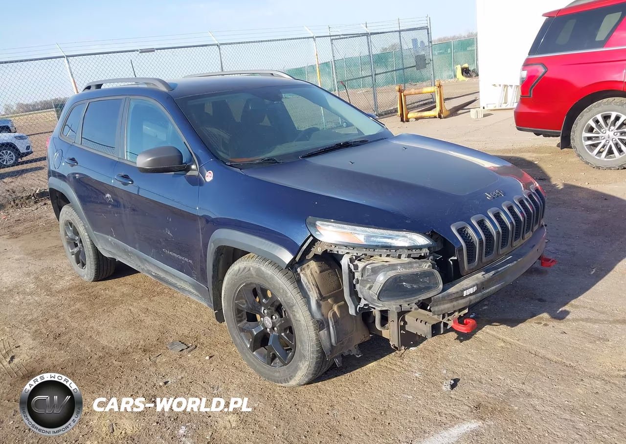2016 Jeep Cherokee Trailhawk – zdjęcie 1 z 18
