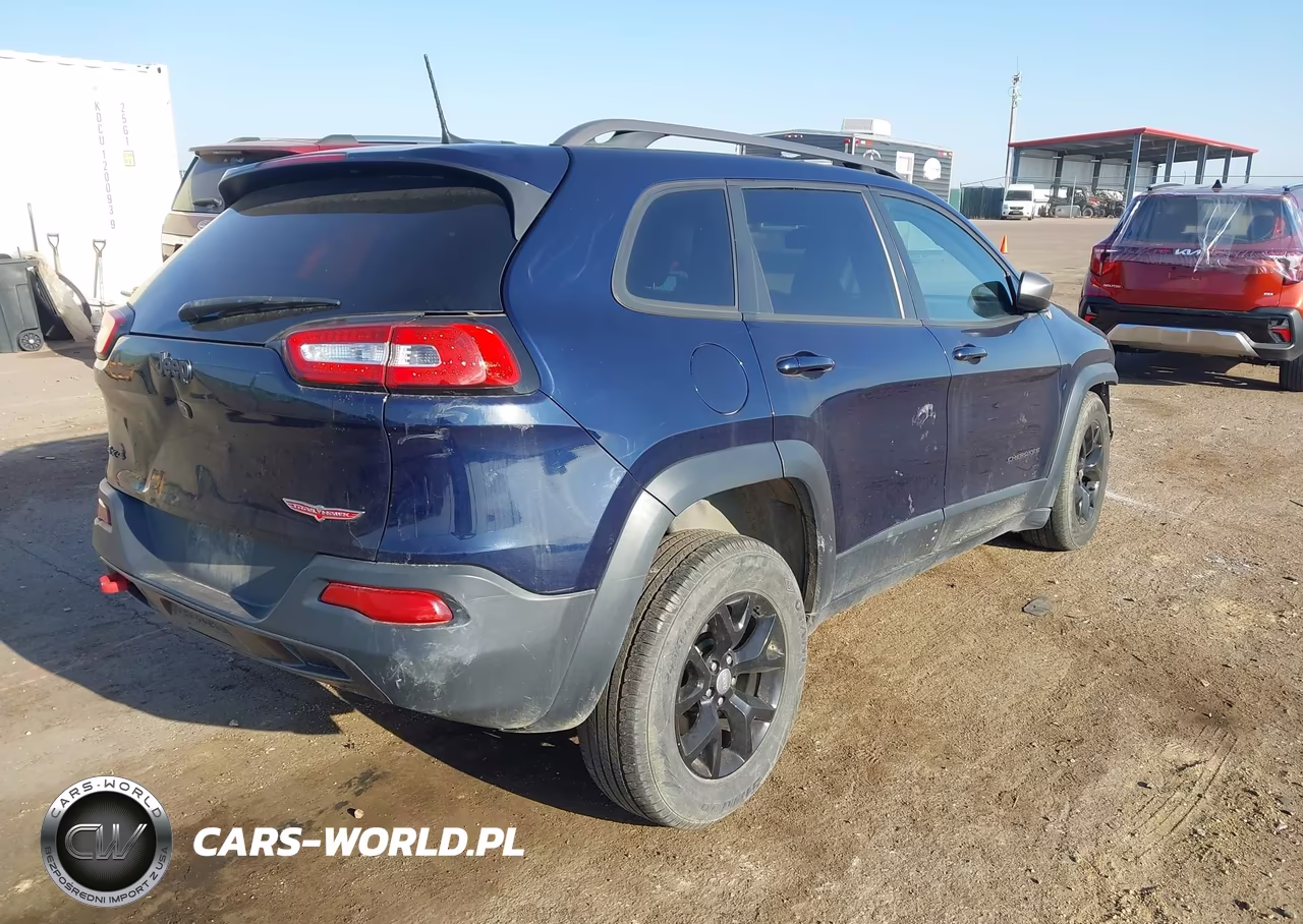 2016 Jeep Cherokee Trailhawk VIN:1C4PJMBB5GW269474 - 4