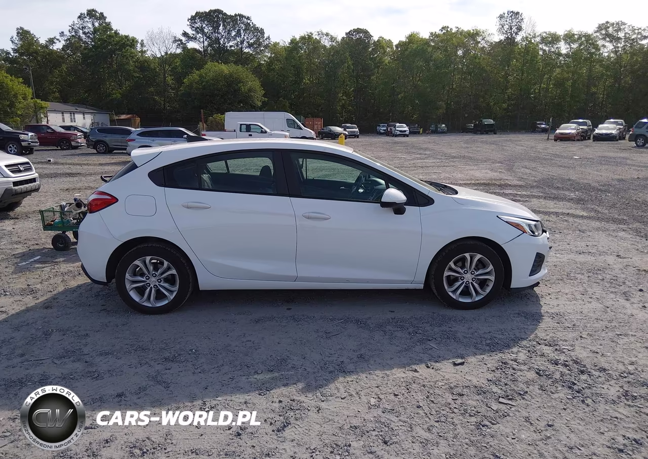 2019 Chevrolet Cruze Ls VIN:3G1BC6SMXKS601021 - 13