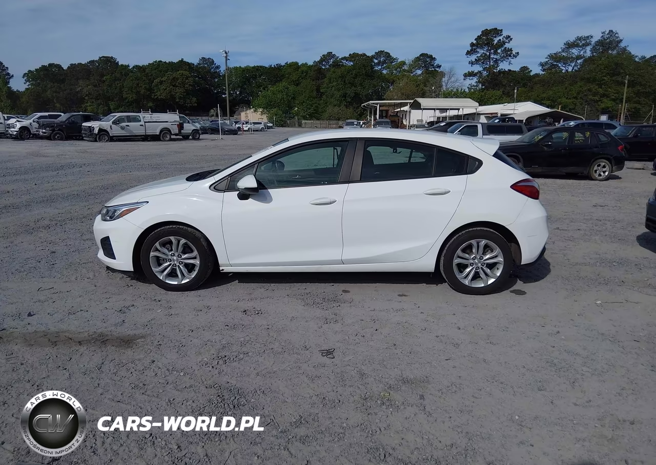 2019 Chevrolet Cruze Ls VIN:3G1BC6SMXKS601021 - 14